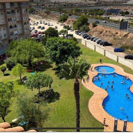 Casa Di Mateo With Garden View And Swimming Pool Leilighet Torrevieja Eksteriør bilde